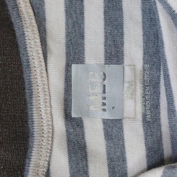 MEC Baby Onsie - Grey & White Stripe 12 month - Picture 3 of 3